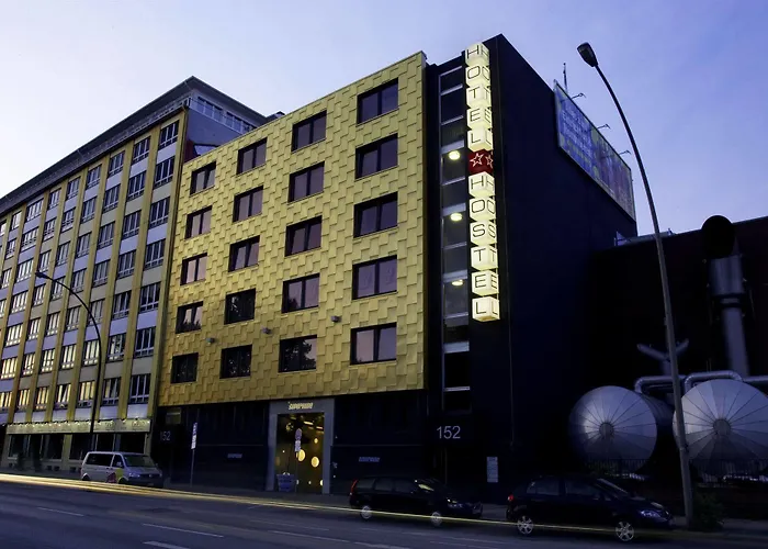 Hotel Superbude St Georg 2*